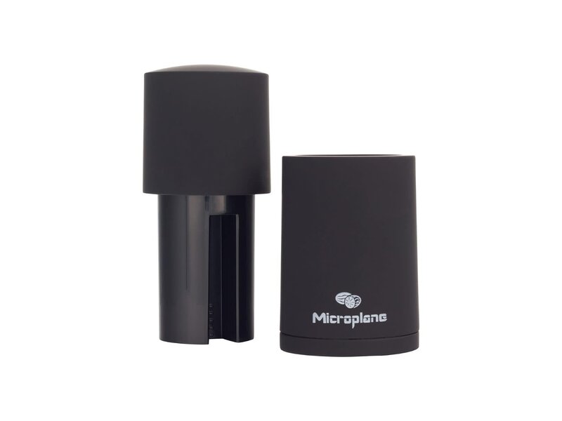 Microplane set nootmuskaatmolen zwart met 3 soorten peper