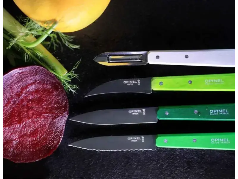 Opinel Les Essentiels du Cuisinier in verschillende kleuren ('Primavera’)