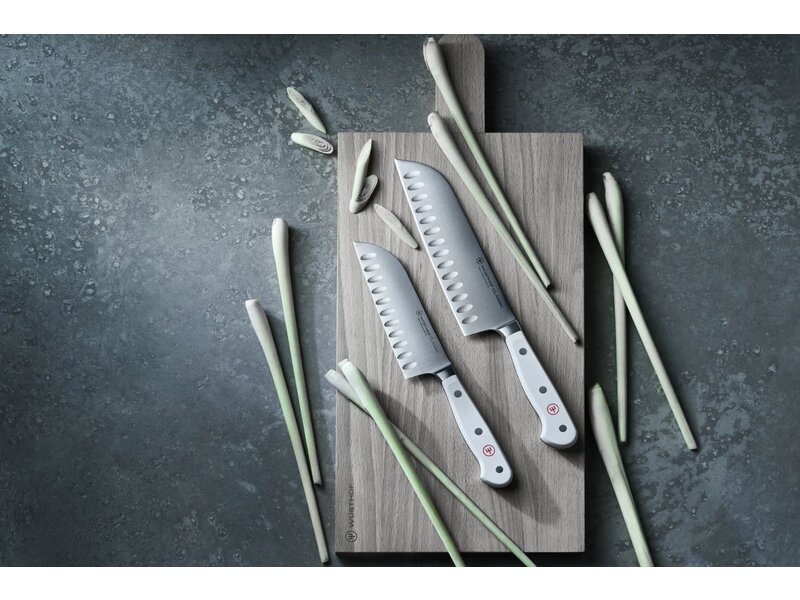 Wusthof Classic White santoku met kuiltjes 17cm