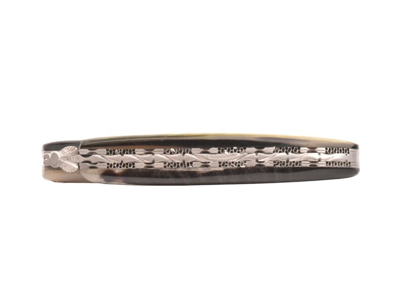 Laguiole en Aubrac 12cm ramshoorn - double platines - plein manche - mat