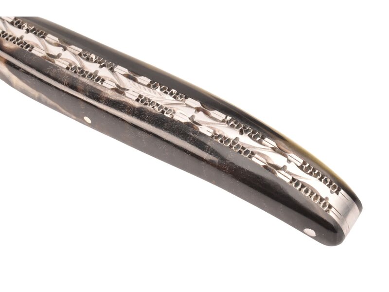 Laguiole en Aubrac 12cm ramshoorn - double platines - plein manche - mat