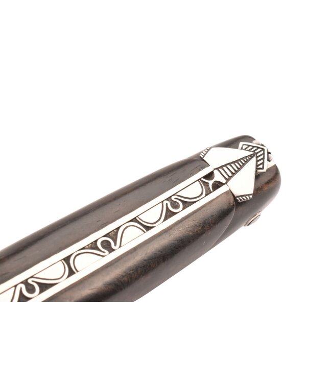 Laguiole en Aubrac 12cm ebbenhout - gegraveerde rug en bij - plein manche