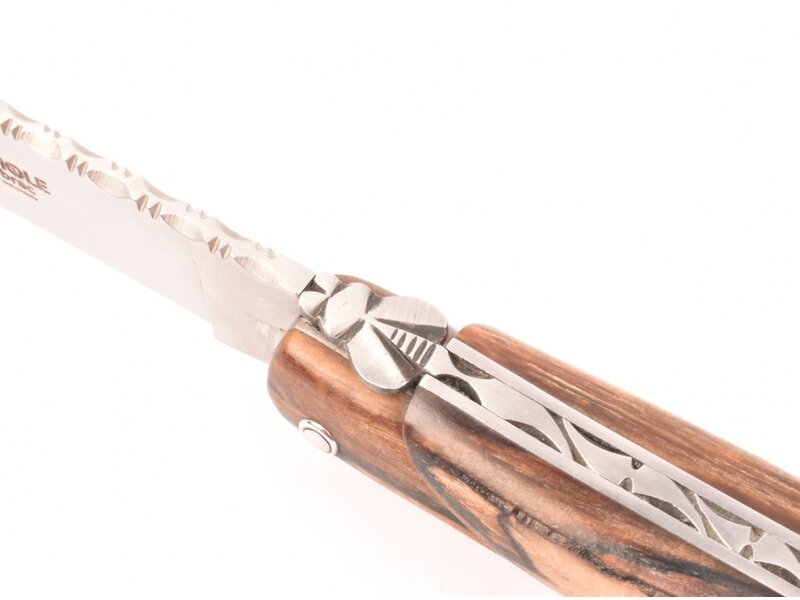 Laguiole en Aubrac 14cm bois d'aubrac - plein manche
