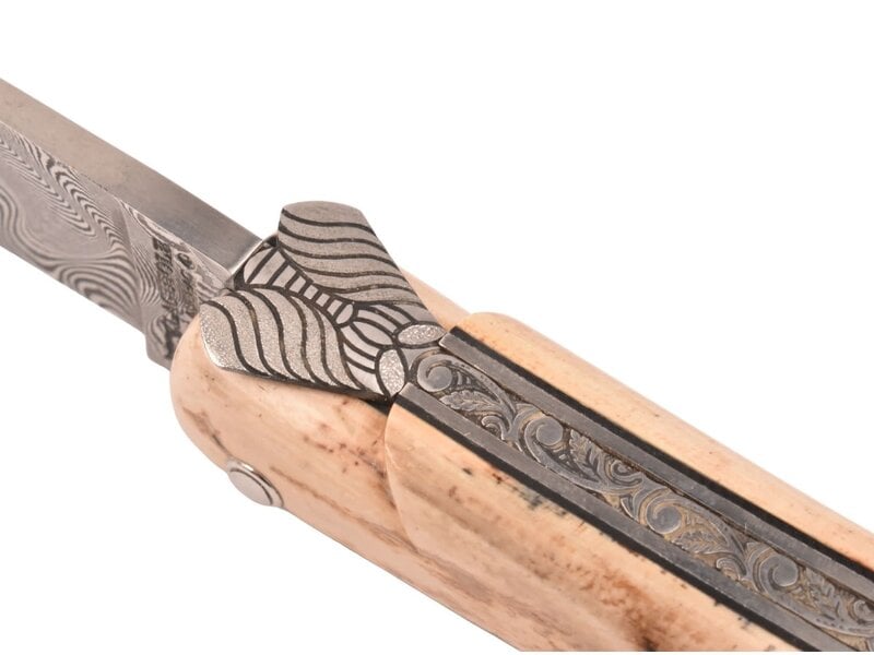 Laguiole en Aubrac Belle pièce 2025/1 - 12cm croute d' ivoire de mammouth - damast balbach - plein manche