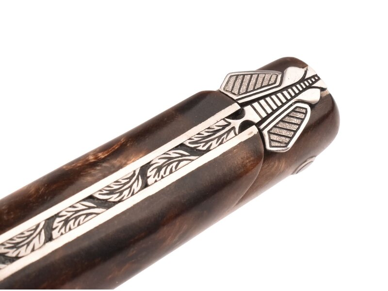 Laguiole en Aubrac Belle pièce 2025/4 - 12cm fourche de peuplier claire - plein manche