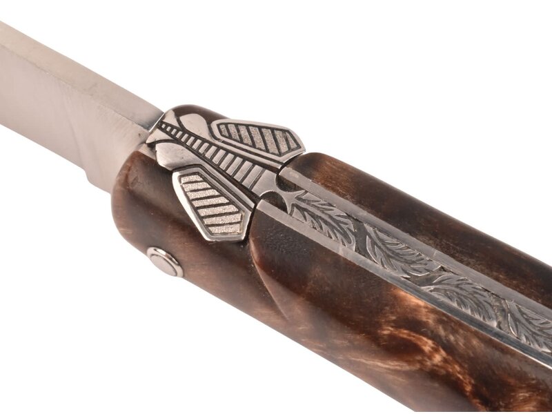 Laguiole en Aubrac Belle pièce 2025/4 - 12cm fourche de peuplier claire - plein manche