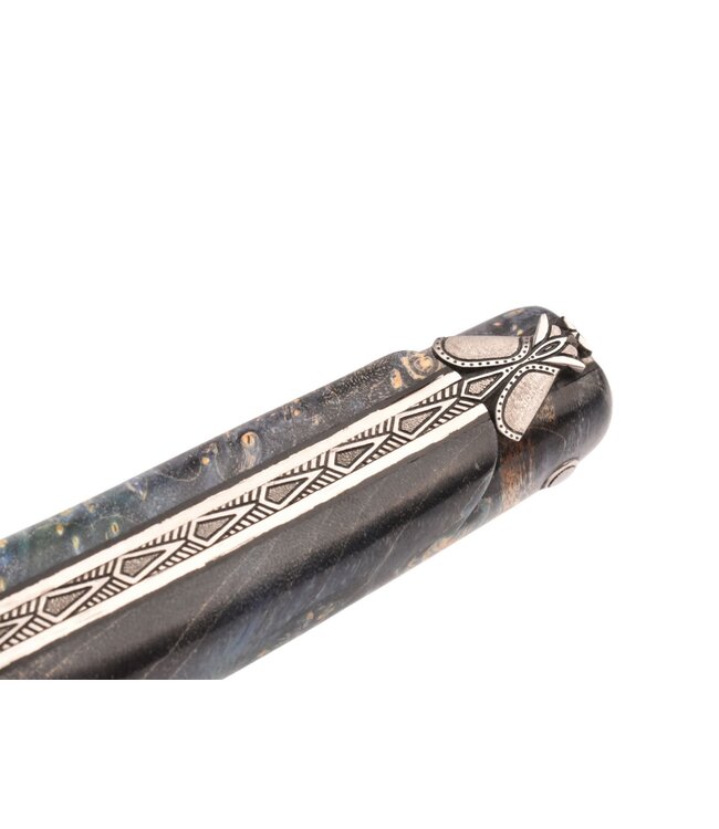 Laguiole en Aubrac Belle pièce - 12cm loupe de sureau blue - plein manche