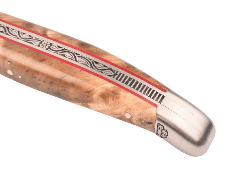 Laguiole en Aubrac Belle pièce 2025/10 - 12cm fourche de peuplier - rode plaatjes