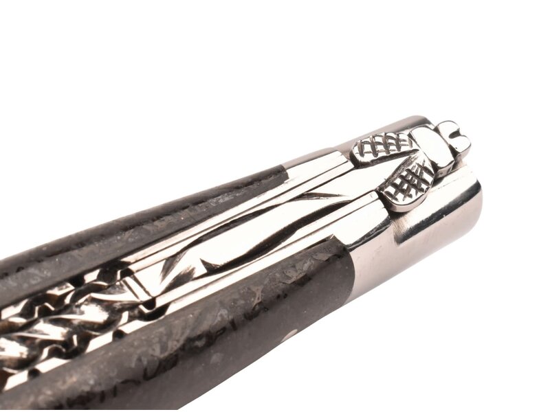 Laguiole en Aubrac Belle pièce 2025/12 - 12cm os de mammouth - damast balbach - double platines