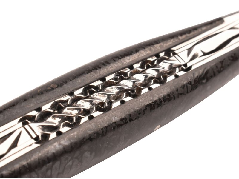 Laguiole en Aubrac Belle pièce 2025/12 - 12cm os de mammouth - damast balbach - double platines