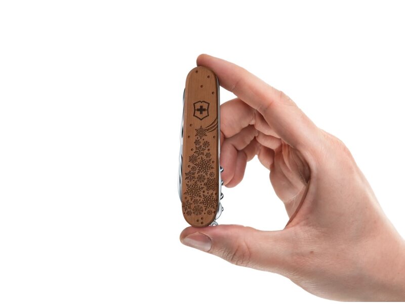 Victorinox Winter Magic - Limited Edition 2025 - Climber wood zakmes
