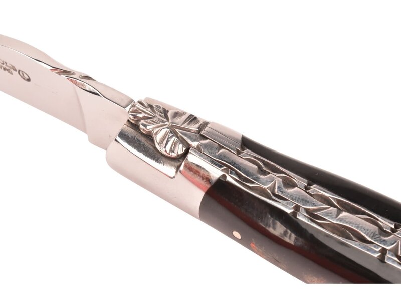 Laguiole en Aubrac 12cm croute de buffle - double platines - glanzend