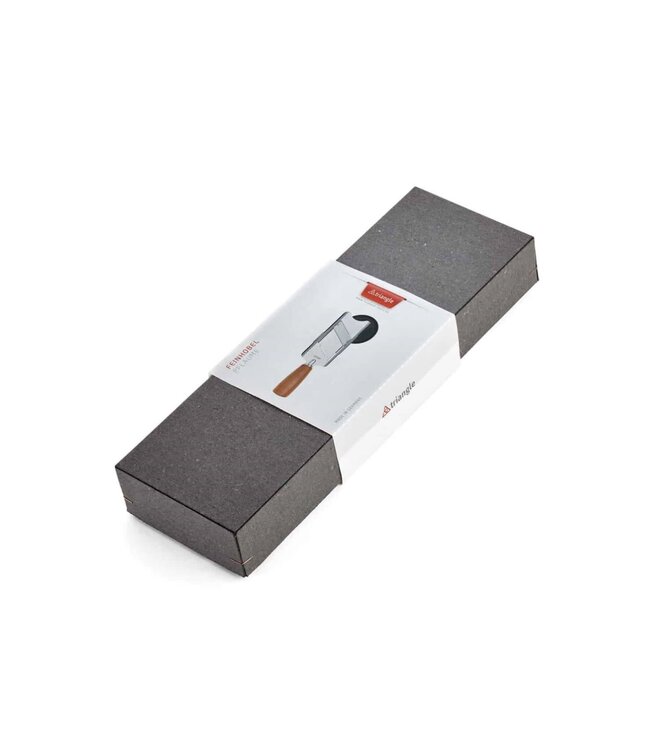 Triangle truffelschaaf met heft in walnotenhout