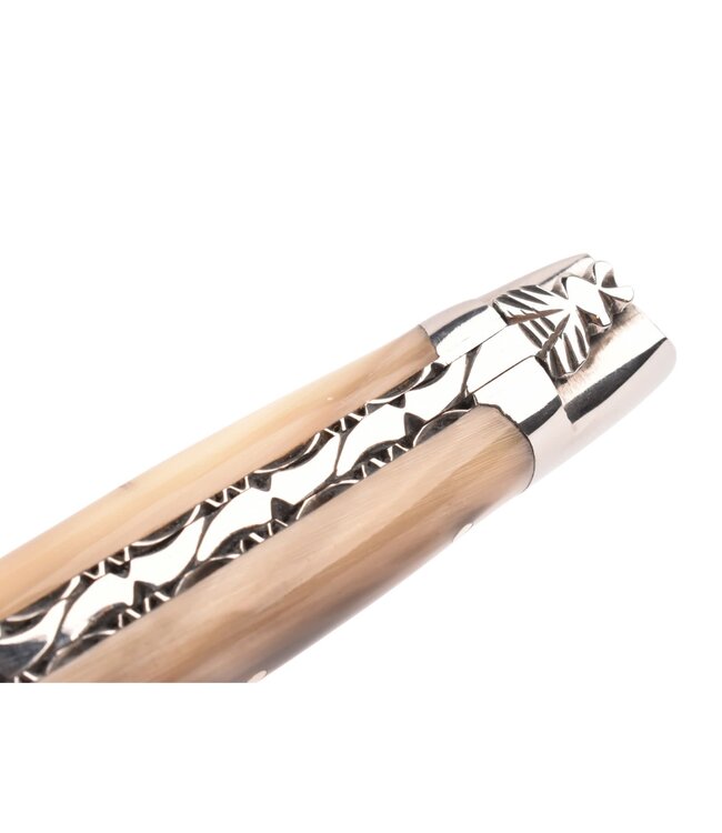 Laguiole en Aubrac 10cm pointe de corne - platines guillochées - glanzend