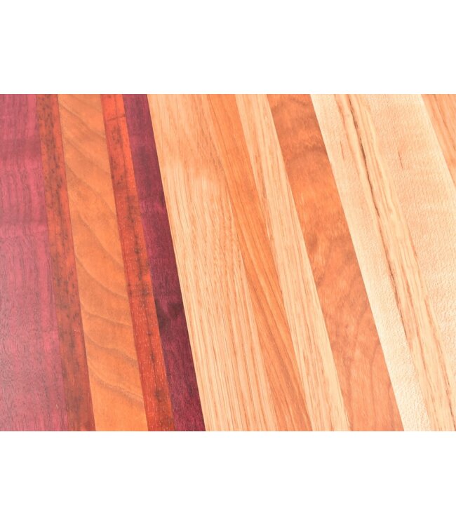 Plllank Chroma langshouten snijplank in esdoorn, eik, kers, padoek en purperhart - medium (± 50 x 35 cm)