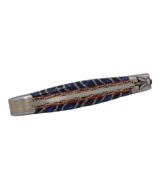 Laguiole en Aubrac Belle pièce 2026 - 12cm mammoetkies blauw - double platines - messing veer - rode plaatjes - damast