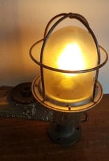 Industriele bronzen wandlamp