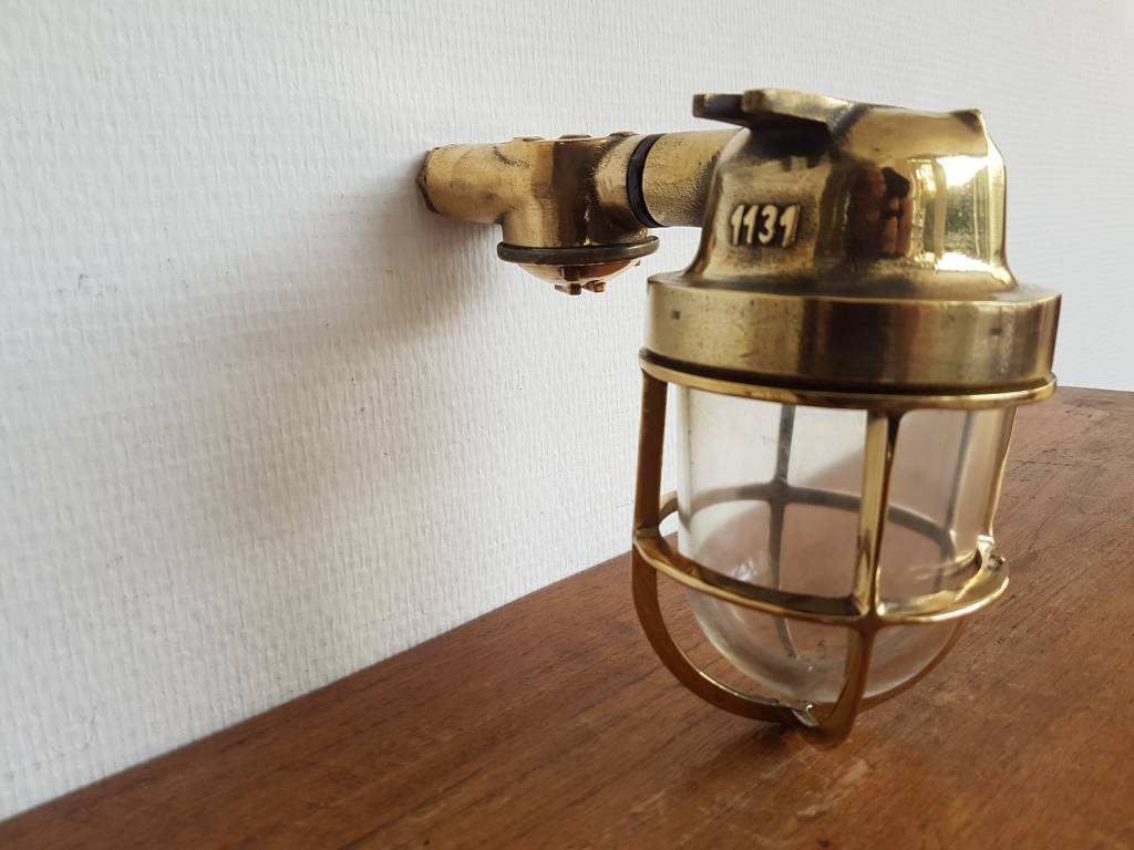 Oude messing scheepslamp