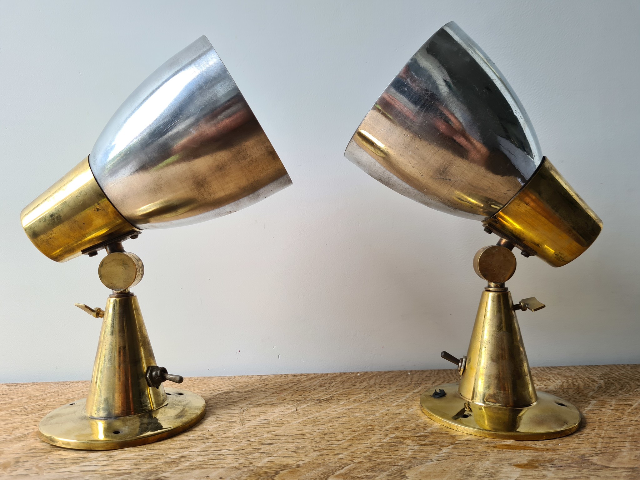 Verstelbare wandlamp bedlamp