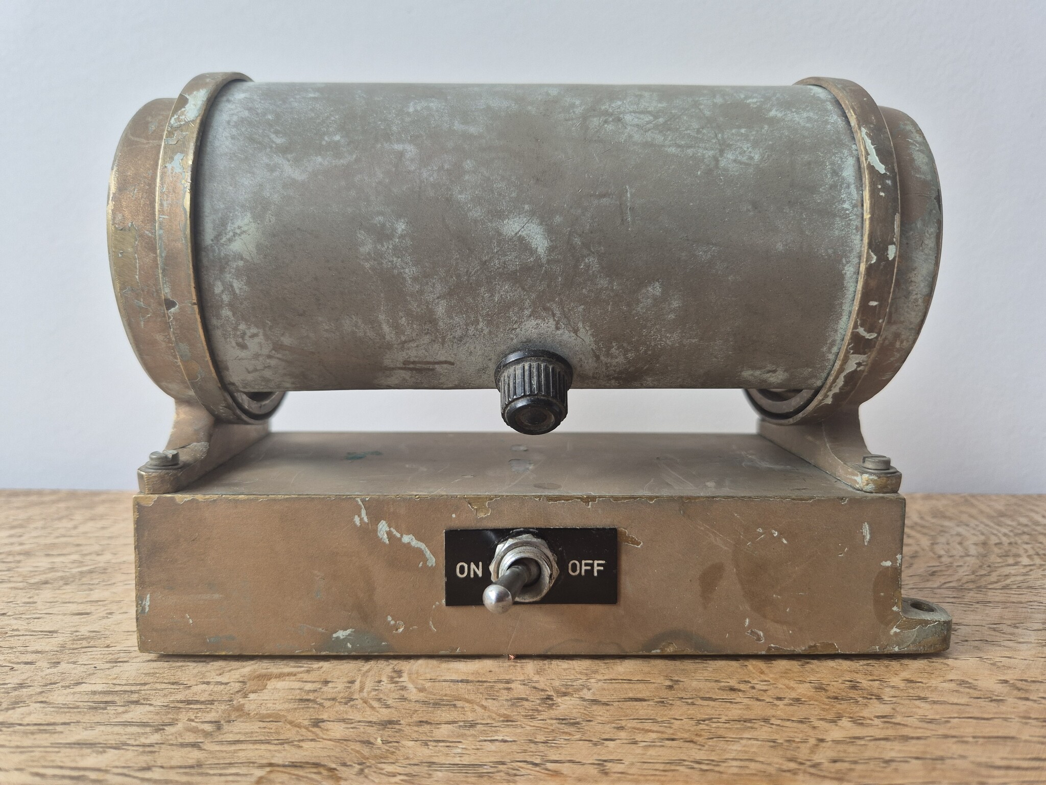 Bronzen verstelbare wandlamp