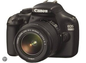 Canon EOS 1100D + 18-55mm II IS