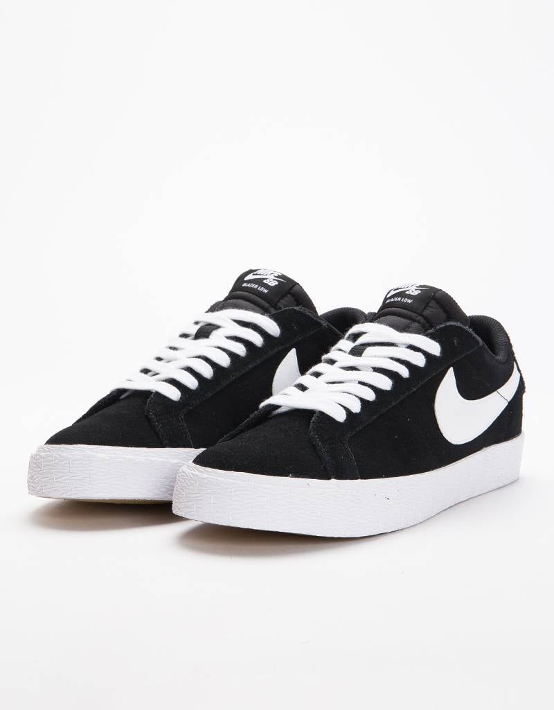 nike blazer low black