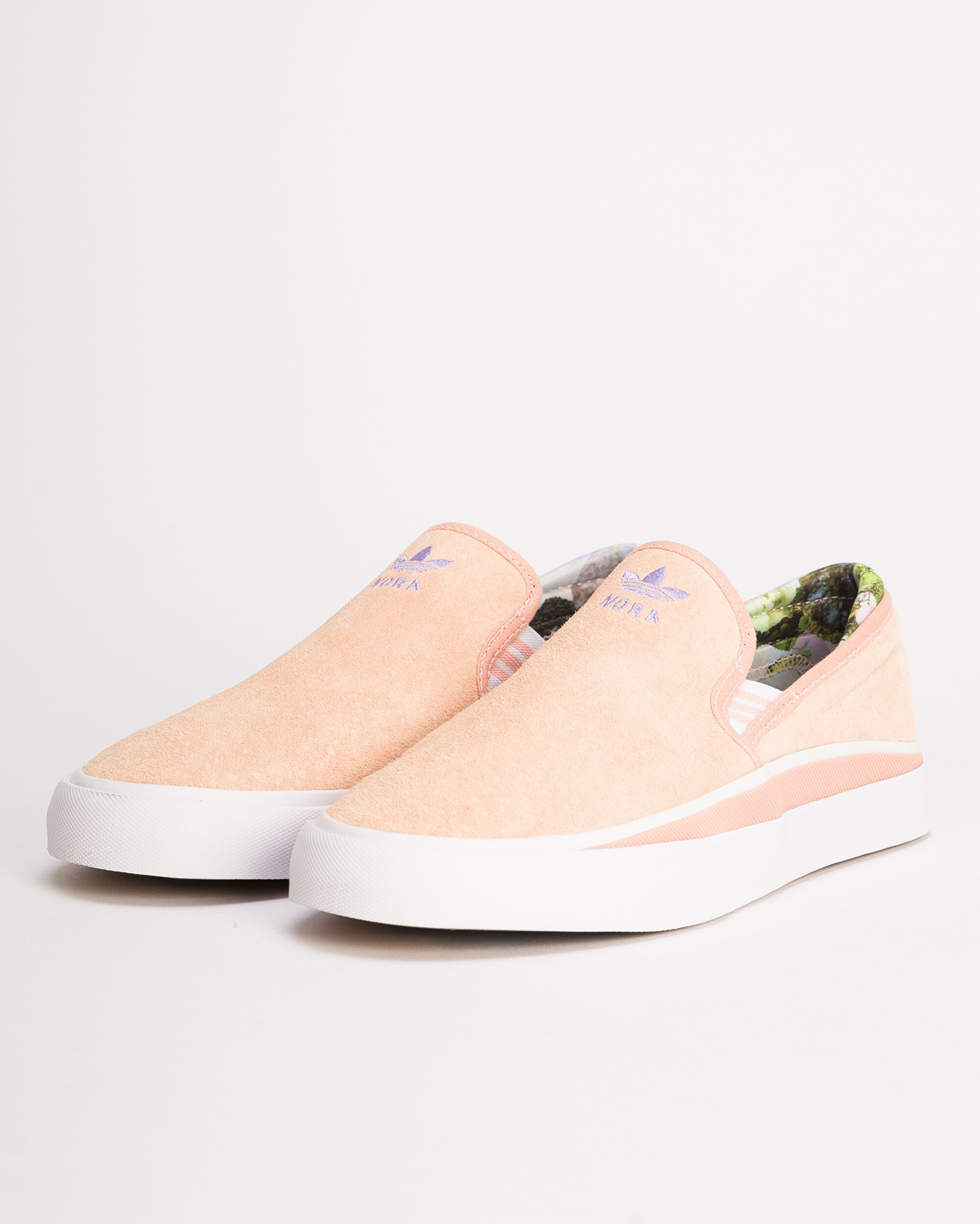 Adidas sabalo slip         cleora/ftwwht/lpurpl