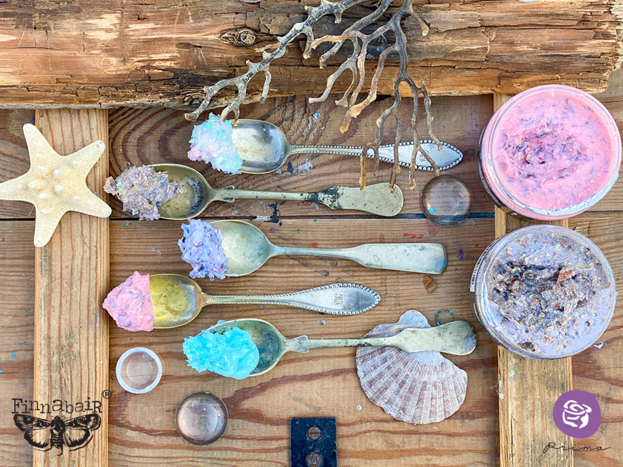 Finnabair Art Extravagance Golden Dragon Effect Paste (968359) (DISCONTINUED) Finnabair Art Extravagance Golden Dragon Effect Paste (968359) (DISCONTINUED)