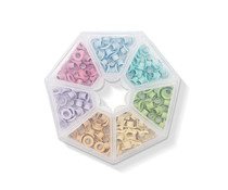 We R Memory Keepers Storage Pastel Crop-A-Dile Eyelets and Case (141pcs) (660383)