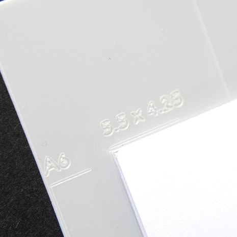 Heffy Doodle Scalloped Square Masquerade Stencil (HFD0263) (OUTLET) Heffy Doodle Scalloped Square Masquerade Stencil (HFD0263) (OUTLET)