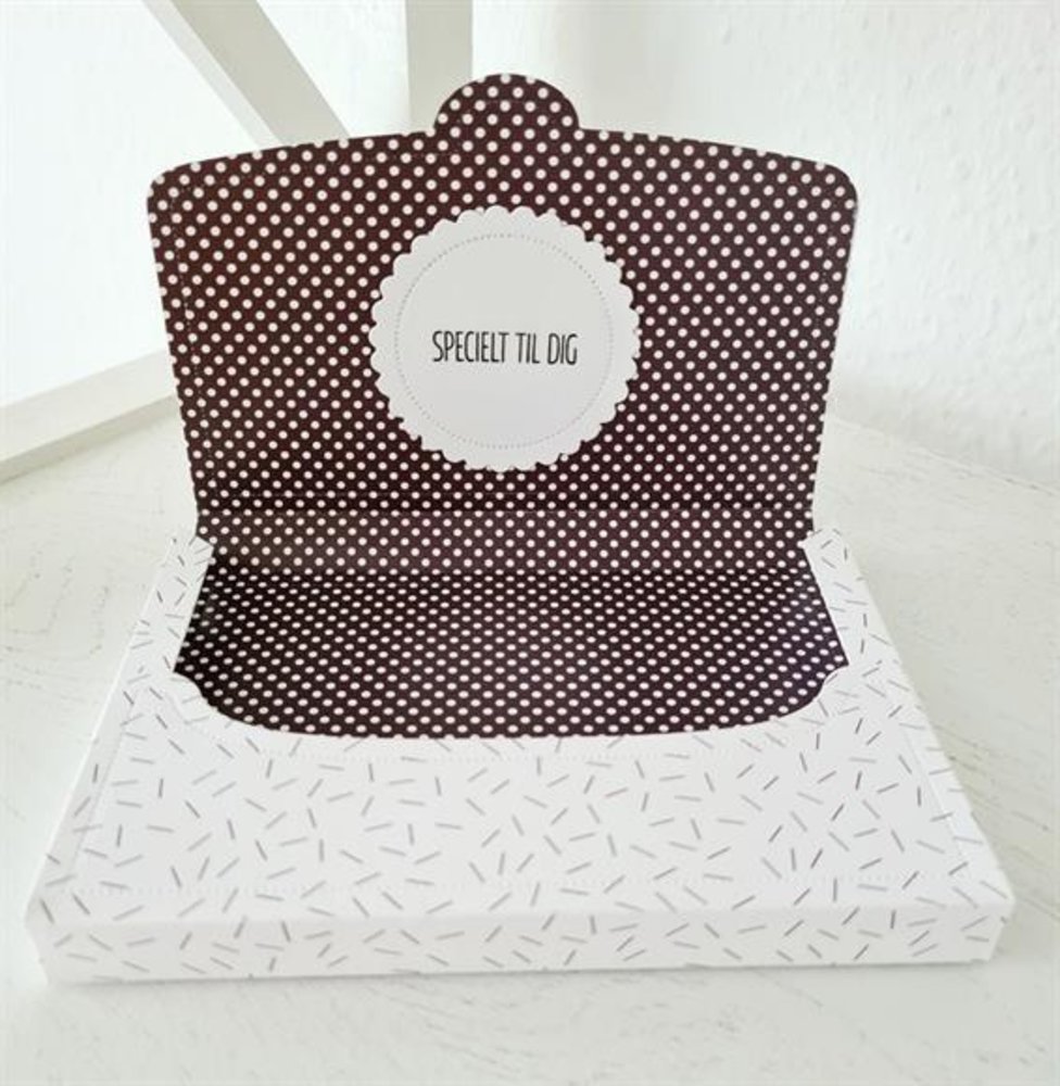 Simple and Basic Giftbox for A6 Cards Cutting Dies (SBD191) (DISCONTINUED)
