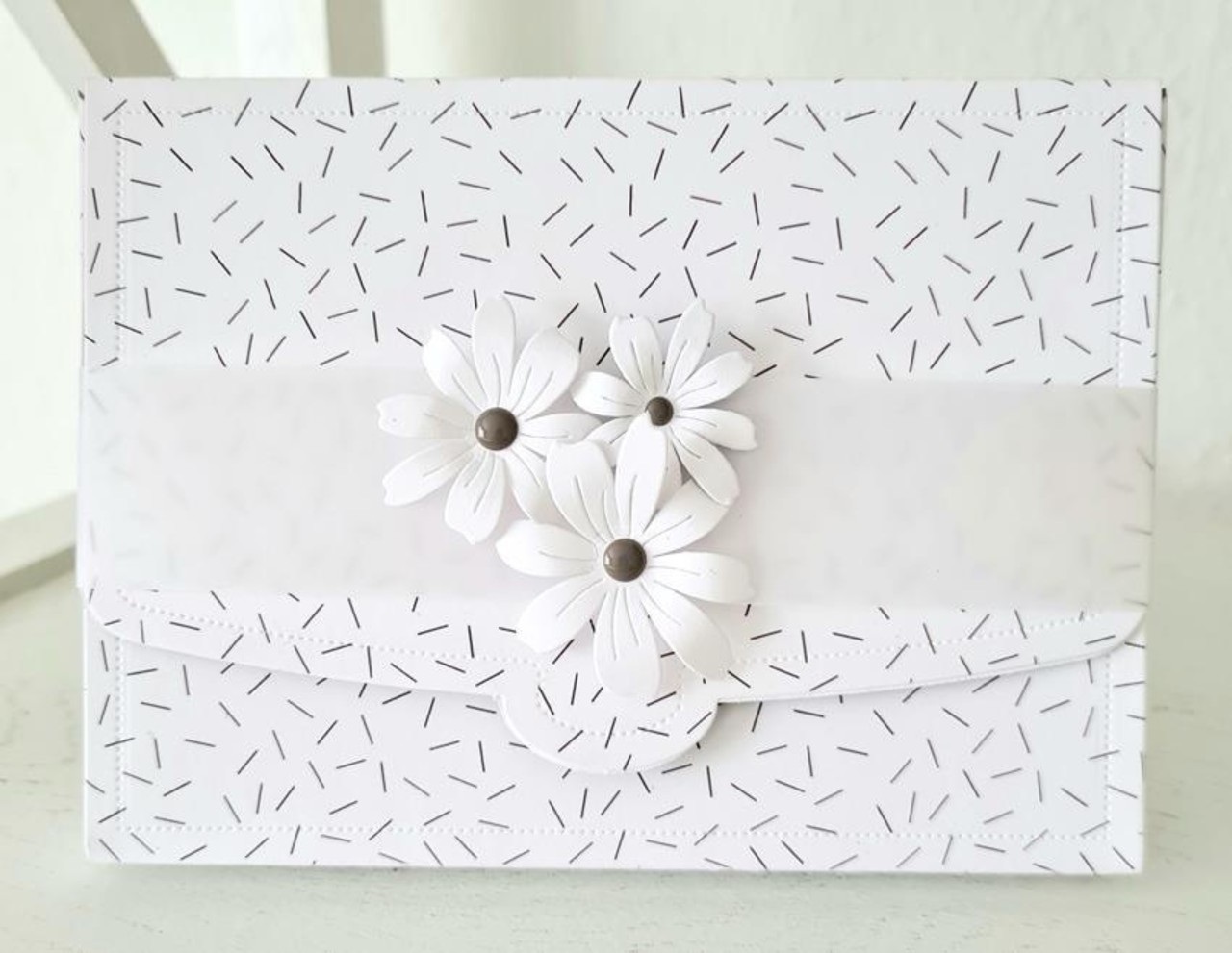 Simple and Basic Giftbox for A6 Cards Cutting Dies (SBD191) (DISCONTINUED)