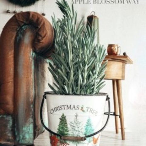 Re-Design with Prima Holly Jolly Xmas 24x35 Inch Decor Transfers (655594) (DISCONTINUED) Re-Design with Prima Holly Jolly Xmas 24x35 Inch Decor Transfers (655594) (DISCONTINUED)