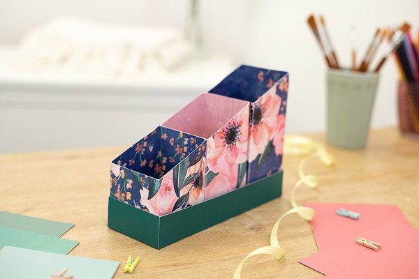 Crafter's Companion Blush & Blue Pearl 12x12 Inch Pearl Pad (CC-PAD12-BBPE) (OUTLET) Crafter's Companion Blush & Blue Pearl 12x12 Inch Pearl Pad (CC-PAD12-BBPE) (OUTLET)