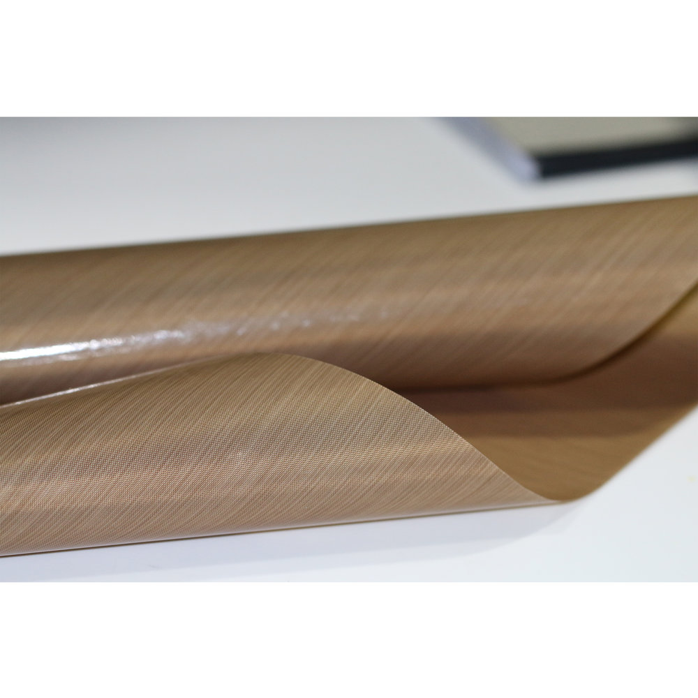 Dress My Craft Non-Stick Craft Mat 18x15 Inch Thin (DMCA5153) (OUTLET) Dress My Craft Non-Stick Craft Mat 18x15 Inch Thin (DMCA5153) (OUTLET)