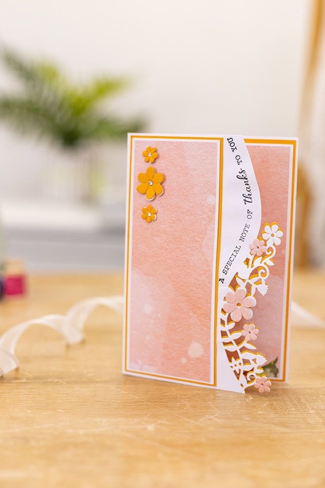 Gemini Cute Florals Stamp & Die (GEM-STD-CUFL) (OUTLET) Gemini Cute Florals Stamp & Die (GEM-STD-CUFL) (OUTLET)