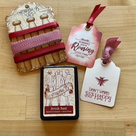 Graphic 45 Hybrid Inkpad Brick Red (4502392) (OUTLET) Graphic 45 Hybrid Inkpad Brick Red (4502392) (OUTLET)