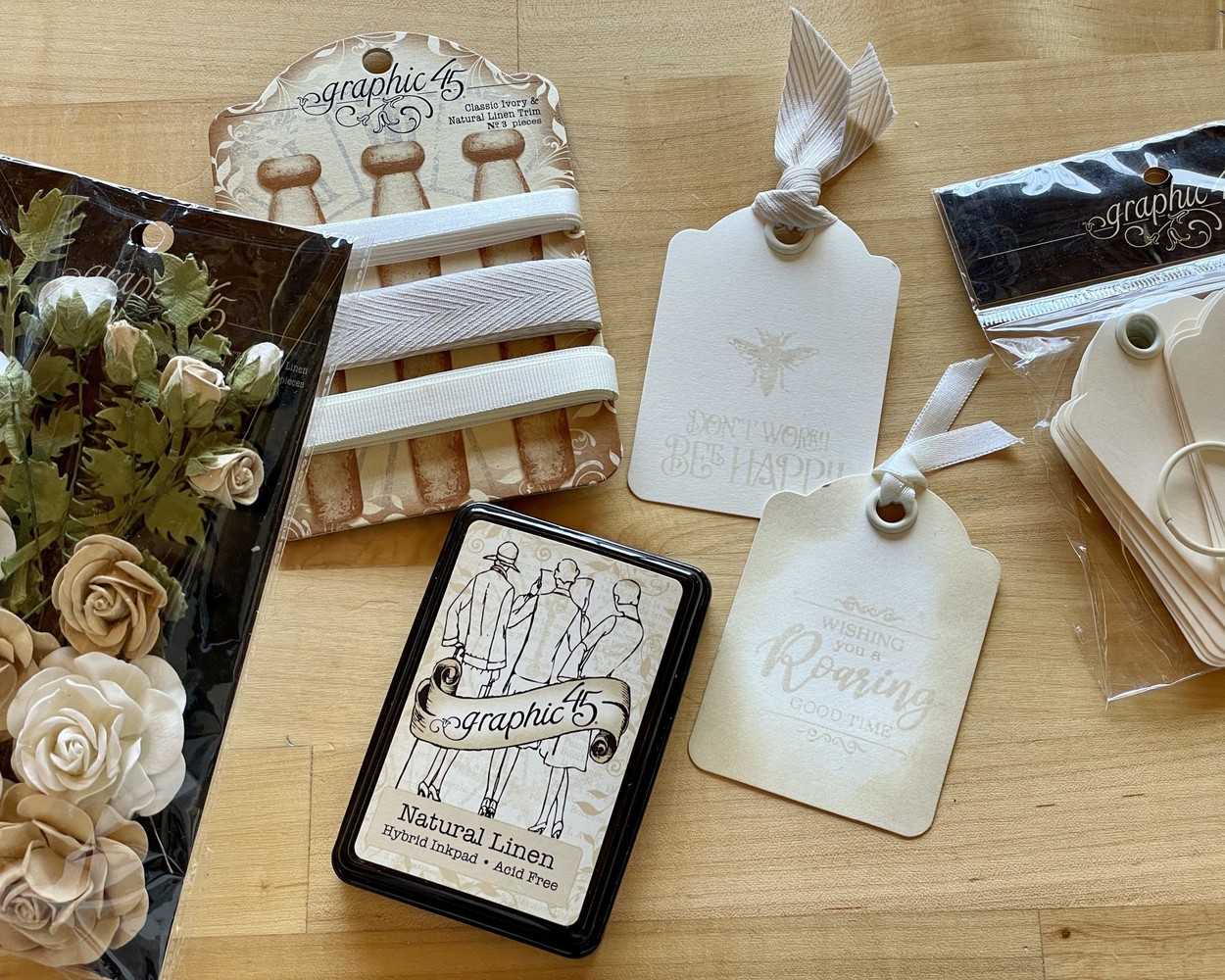 Graphic 45 Hybrid Inkpad Natural Linen (4502390) (OUTLET) Graphic 45 Hybrid Inkpad Natural Linen (4502390) (OUTLET)