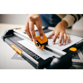 Trimmers & Guillotines