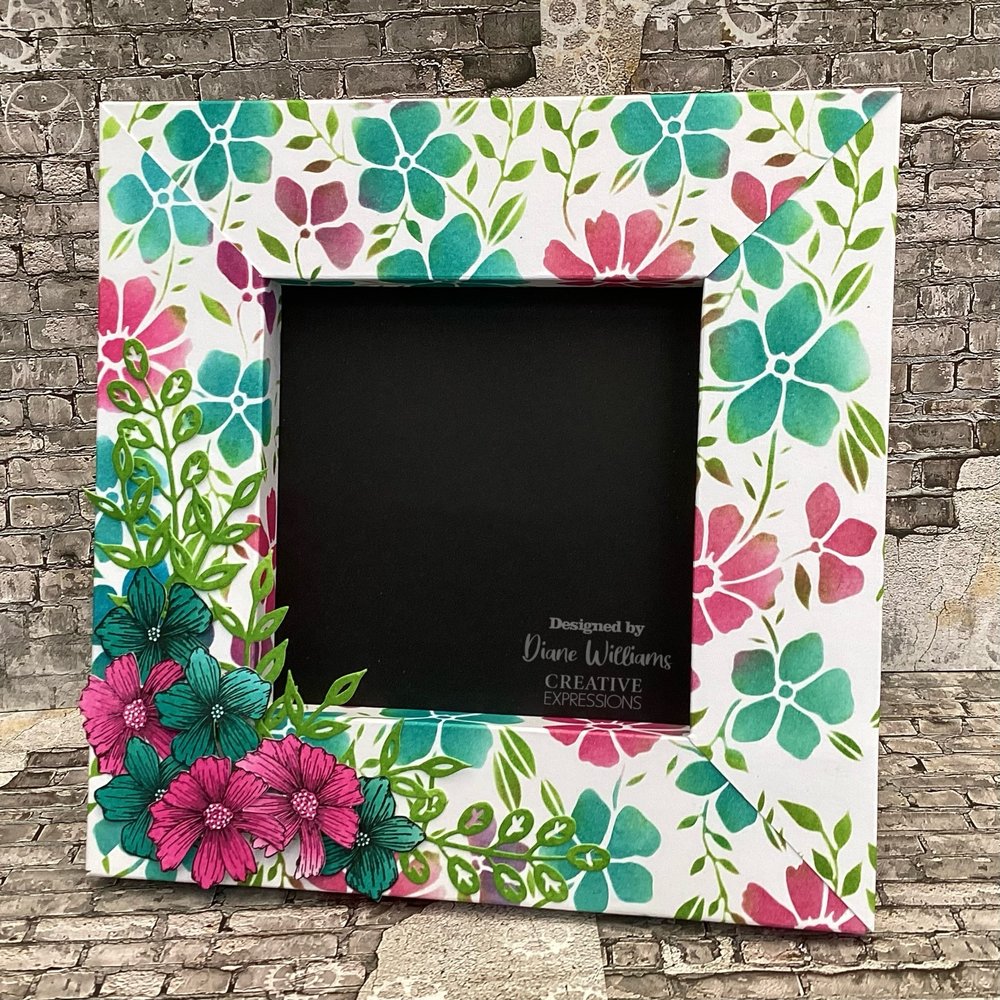 Creative Expressions Helen Colebrook Craft Die Journal Essentials A Walk In Nature (CEDHC003) (OUTLET) Creative Expressions Helen Colebrook Craft Die Journal Essentials A Walk In Nature (CEDHC003) (OUTLET)