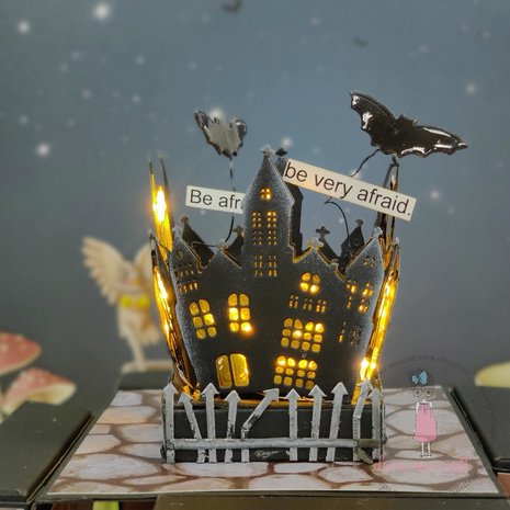 Dress My Craft Halloween 12x12 Inch Paper Pad (DMCP5622) (OUTLET) Dress My Craft Halloween 12x12 Inch Paper Pad (DMCP5622) (OUTLET)