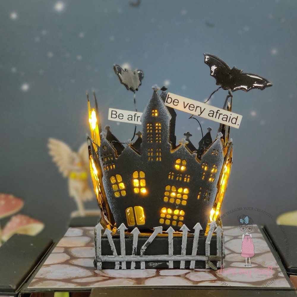 Dress My Craft Halloween 6x6 Inch Paper Pad (DMCP6304) (OUTLET) Dress My Craft Halloween 6x6 Inch Paper Pad (DMCP6304) (OUTLET)