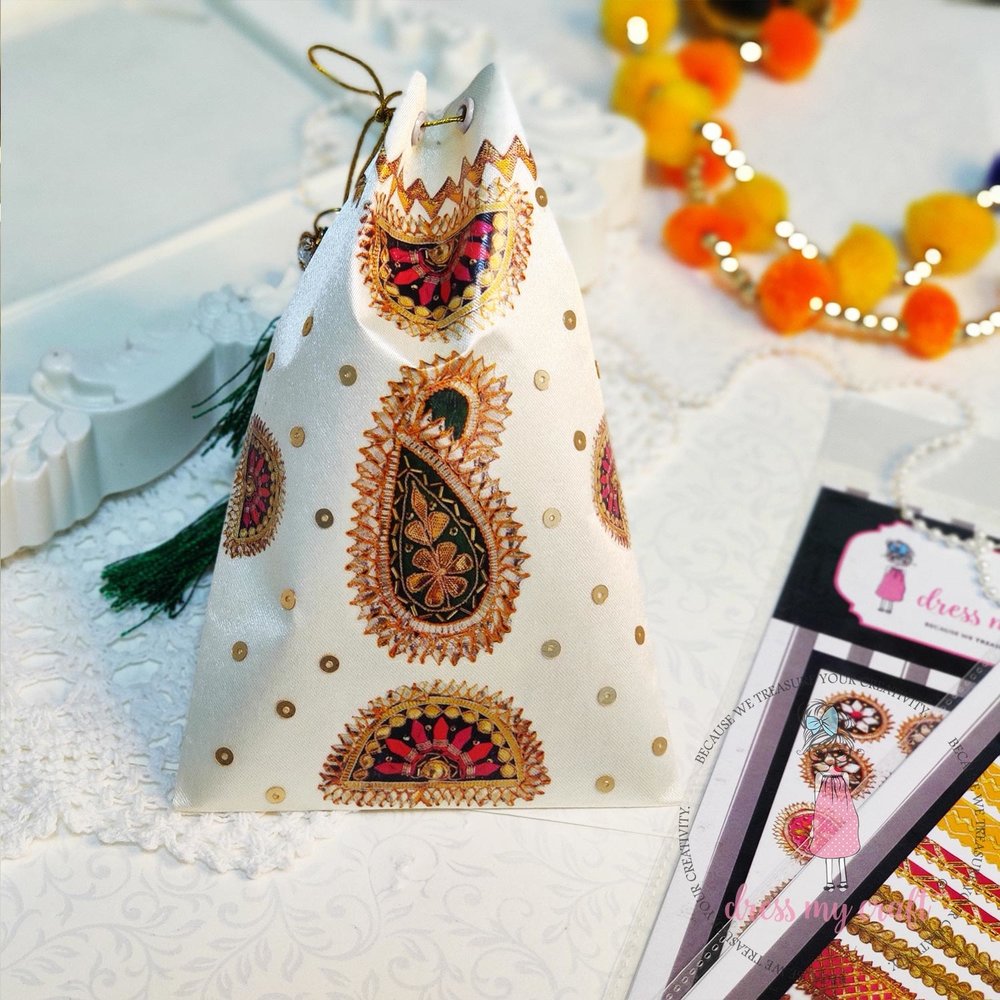 Dress My Craft Sequins Family Pack 12x8g (DMCS4163) (OUTLET) Dress My Craft Sequins Family Pack 12x8g (DMCS4163) (OUTLET)