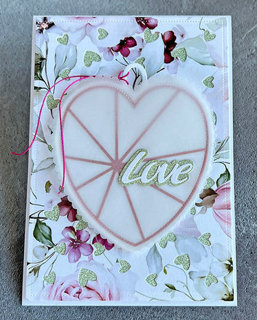 Simple and Basic Patchwork Heart w/ Scalloped Edge Cutting Dies (SBD284) (DISCONTINUED)