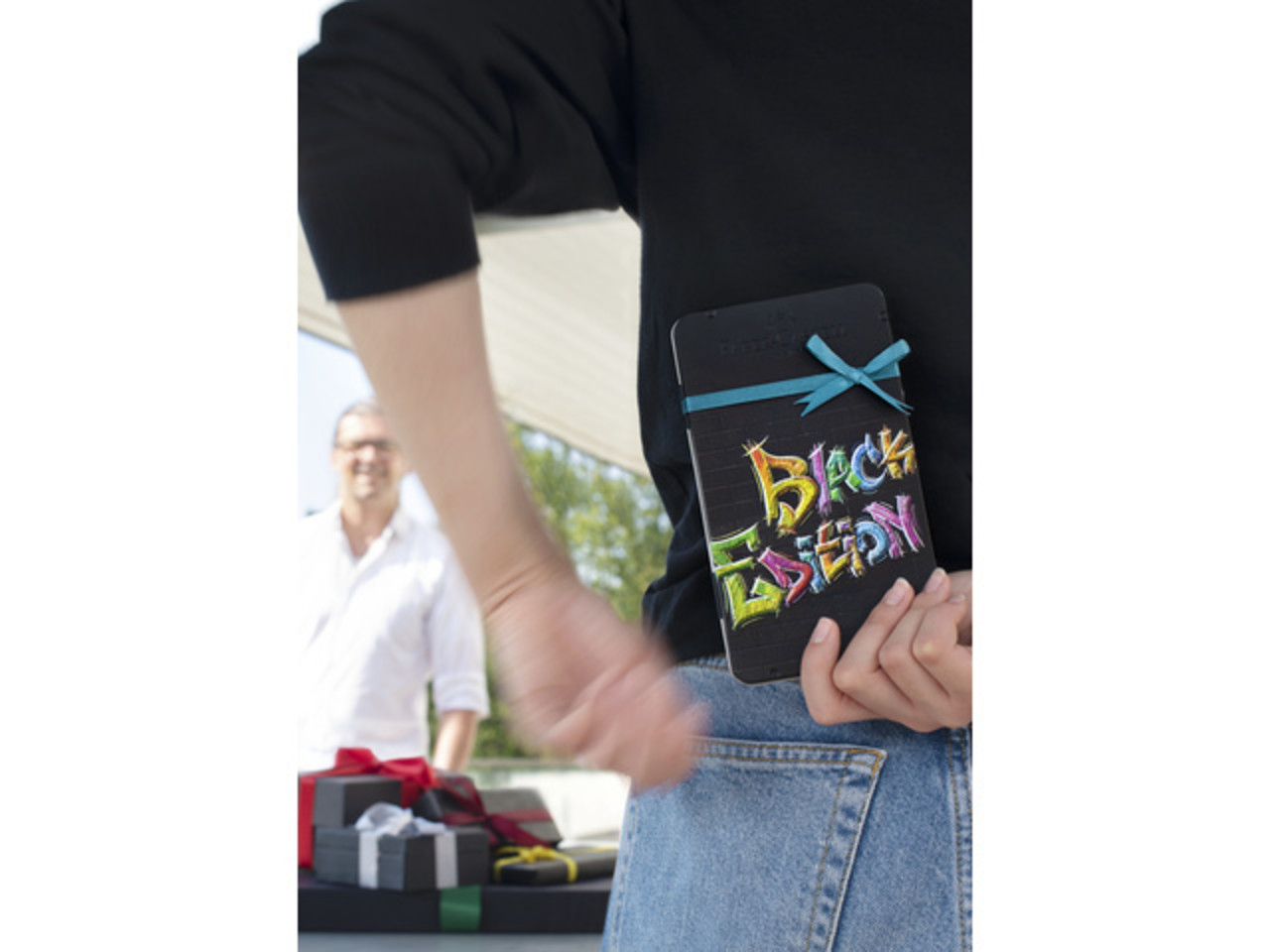 Faber Castell Black Edition Colour Pencils Tin (12pcs) (FC-116413) Faber Castell Black Edition Colour Pencils Tin (12pcs) (FC-116413)