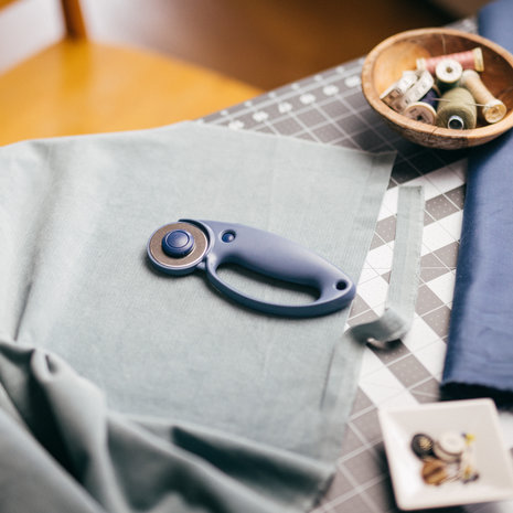 Fiskars Rotary Cutter Explore Ø45mm Mountain Haze (1066465)