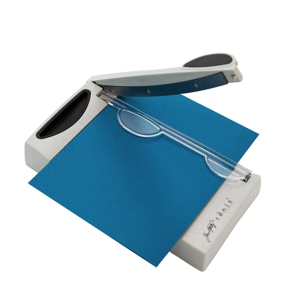 Tonic Tim Holtz Tim Holtz 6.25 inch Mini Trimmer (4496e) Tonic Tim Holtz Tim Holtz 6.25 inch Mini Trimmer (4496e)