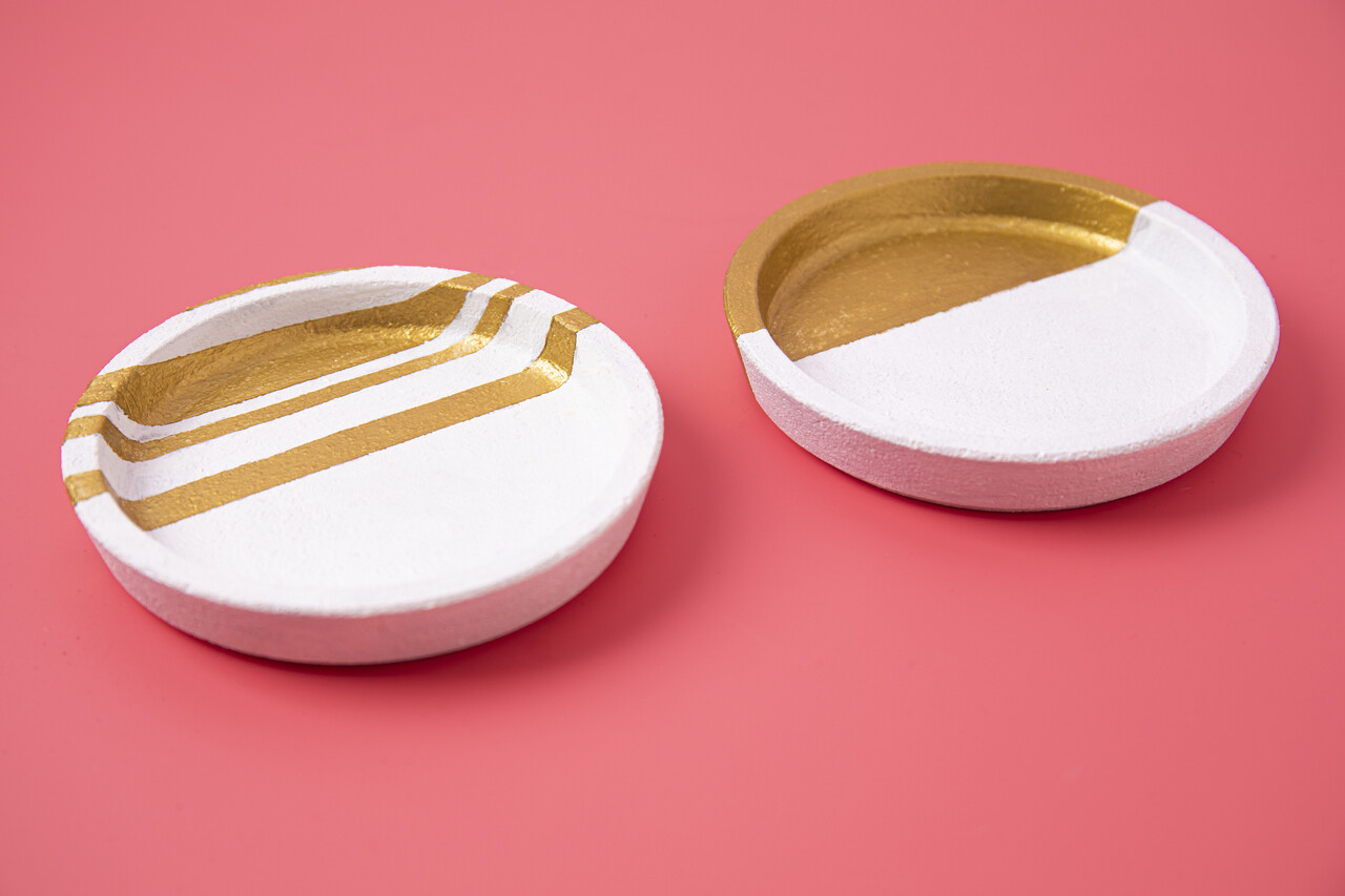 Sizzix Creamy Metallic Acrylic Paint Gold 60ml (664560) (DISCONTINUED)