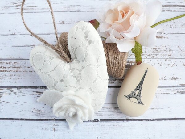 Sizzix Bigz Die by Samantha Barnett 3D Rose (661750) (DISCONTINUED) Sizzix Bigz Die by Samantha Barnett 3D Rose (661750) (DISCONTINUED)