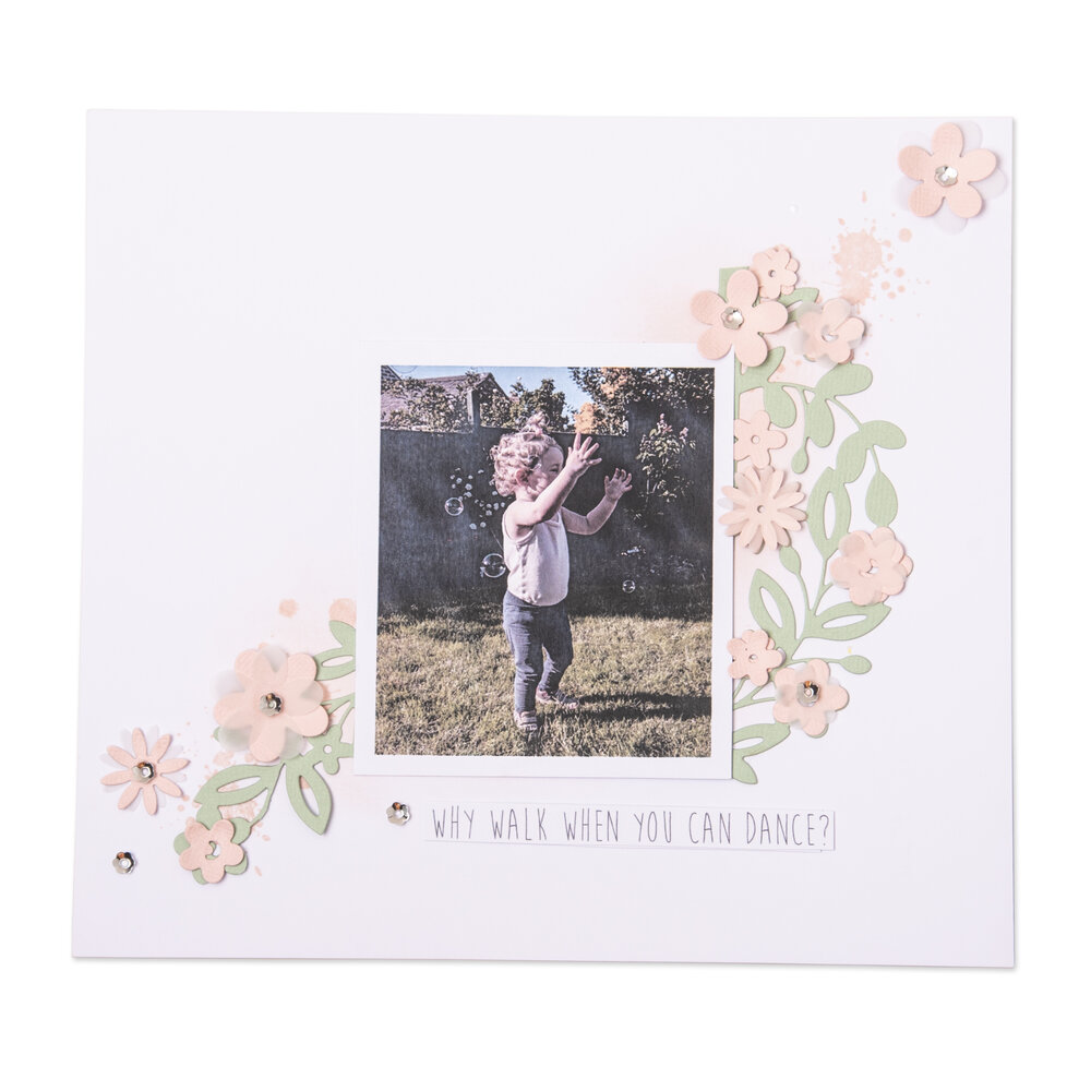 Sizzix Thinlits Die Floral Edges #2 (9pcs) (664395) (DISCONTINUED) Sizzix Thinlits Die Floral Edges #2 (9pcs) (664395) (DISCONTINUED)